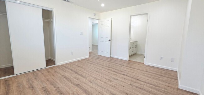 Photo - 809 Capehart Ct Unit #2