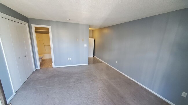 Photo - 134 W Main St