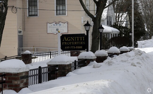 Photo - 605 Broad St