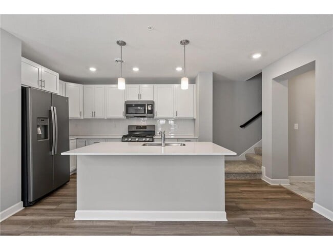 Building Photo - 11032 Zest St NE