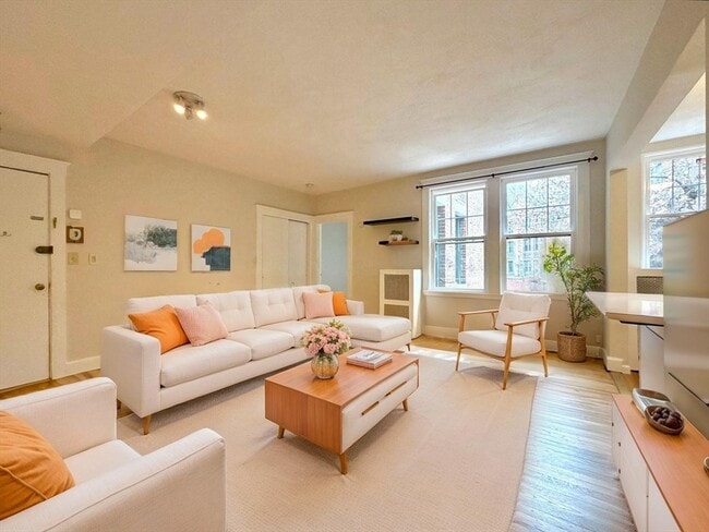 Photo - 110 Lanark Rd Unit 8