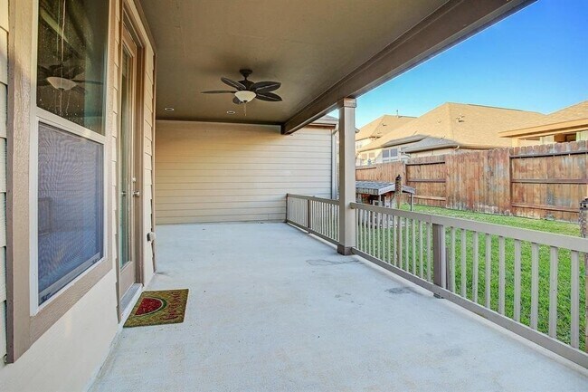 Photo - 11022 Avery Oaks Ln