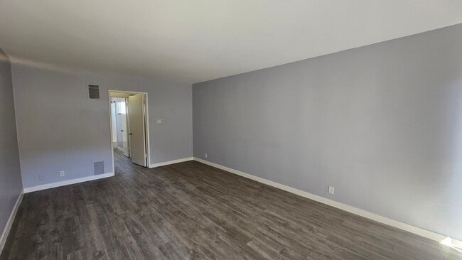 Photo - 545 Hayworth Ave Unidad 207