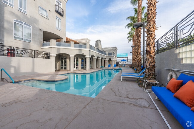 Resort-Style Pool