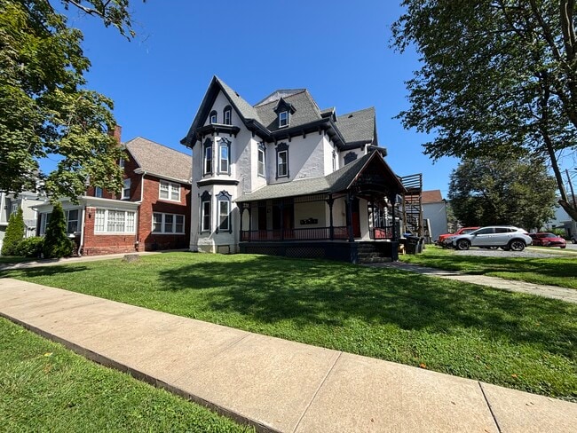 Photo - 205 W Church St Unit 3