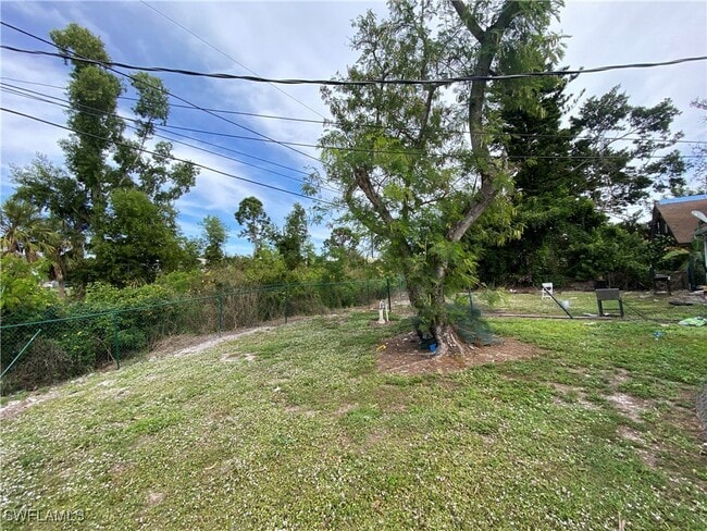 Photo - 7319 Albany Rd