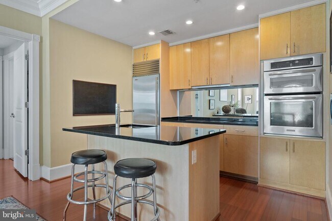 Photo - 900 N Washington St Unidad 304E