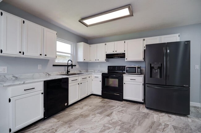 Photo - 6214 Shull Rd