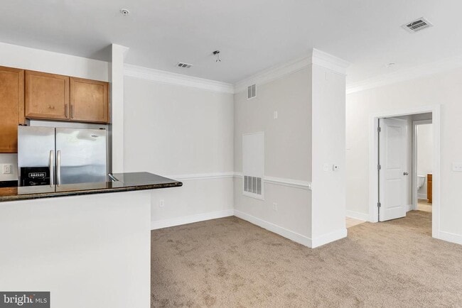 Photo - 5400 Auth Rd Unit 337