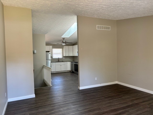 Living Room/Kitchen - 2279 Joshua Cir Unit 2279