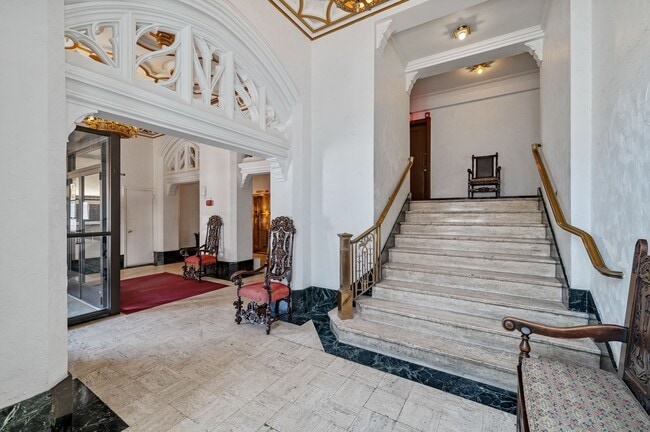 Photo - New King Edward Apartments