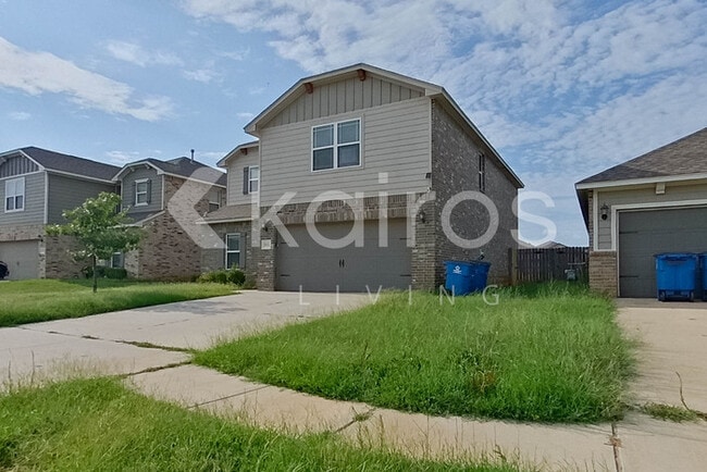 Photo - 905 NW 4th St