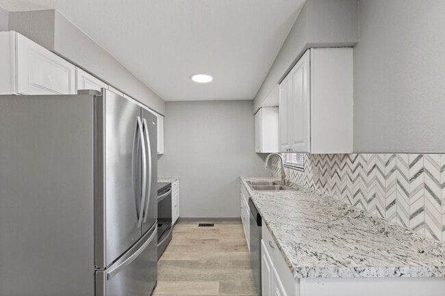 Photo - 4 Bedroom, 1.75 Bathroom - Freshly Updated! Available Now!