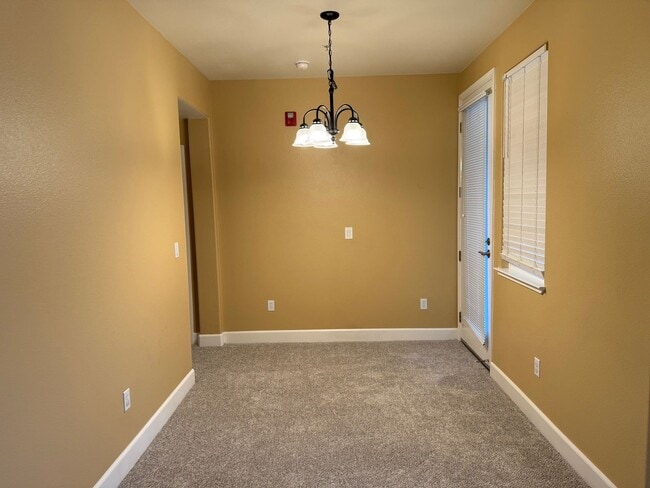 Photo - 1 bedroom Condo at The Phoenician w/ new carpet