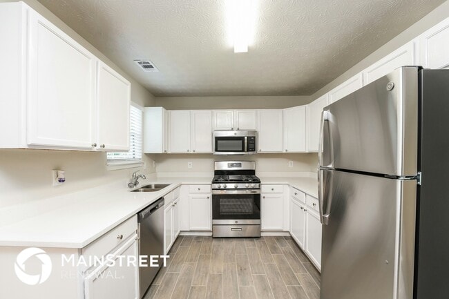 Photo - 4547 Carriage Park Dr