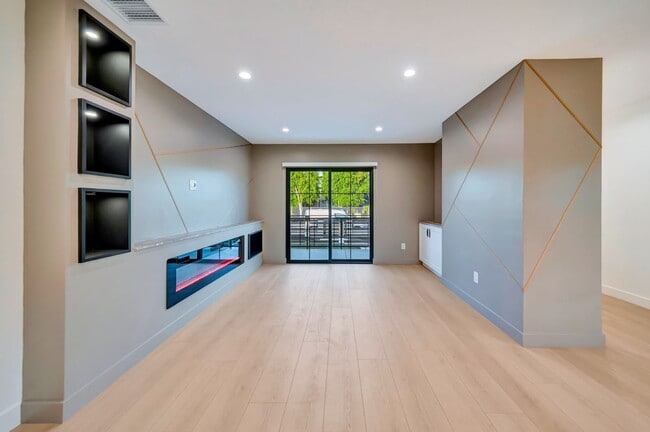 Photo - 7401 Dempsey Ave
