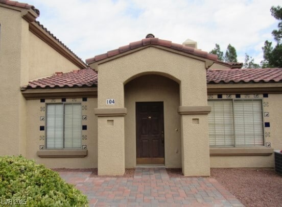 Building Photo - 7295 Diamond Canyon Ln Unit 104 Rental