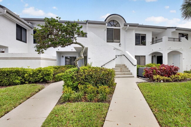 Photo - 7563 Glendevon Ln Unit 1306