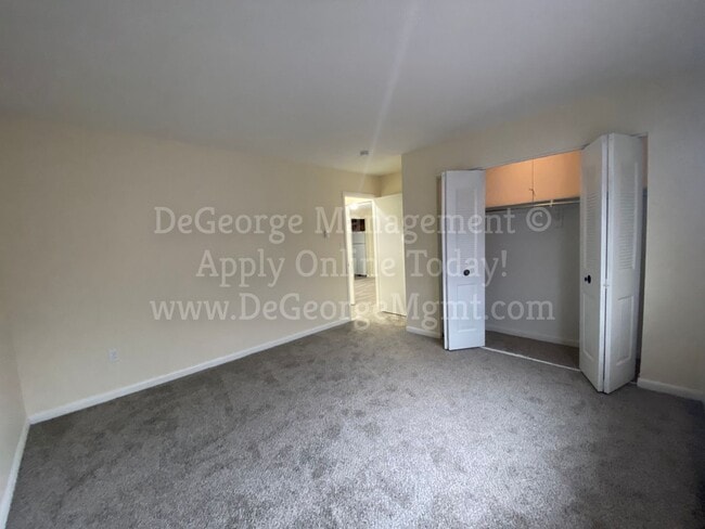 Parkway Apartments