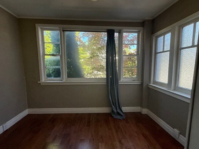 Photo - 352 Winona Dr Unit Main