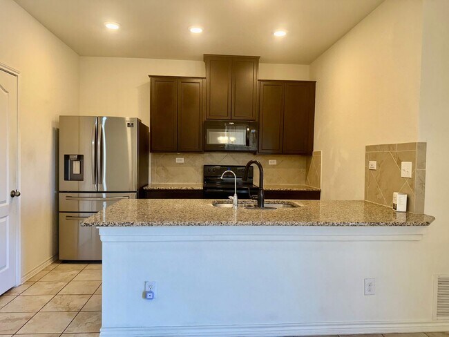 Photo - 6116 Sunflower Path