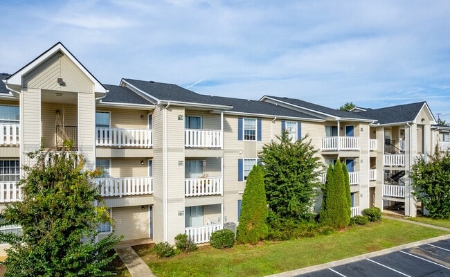 Building Photo - 100 Remington Dr Rental