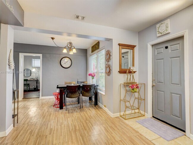 Photo - 400 Cadima Ave