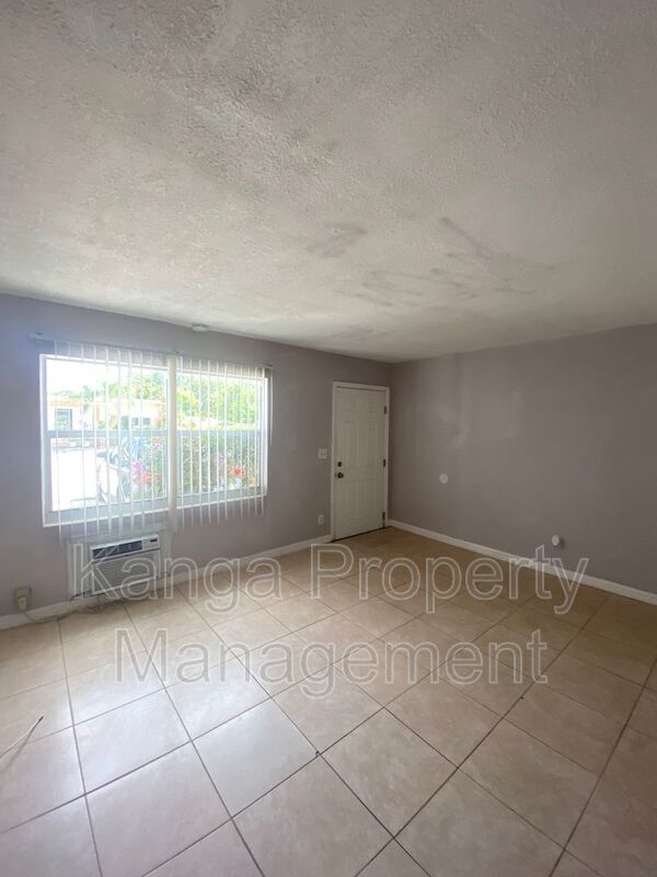 Photo - 1820 Redbank Rd Unit #2