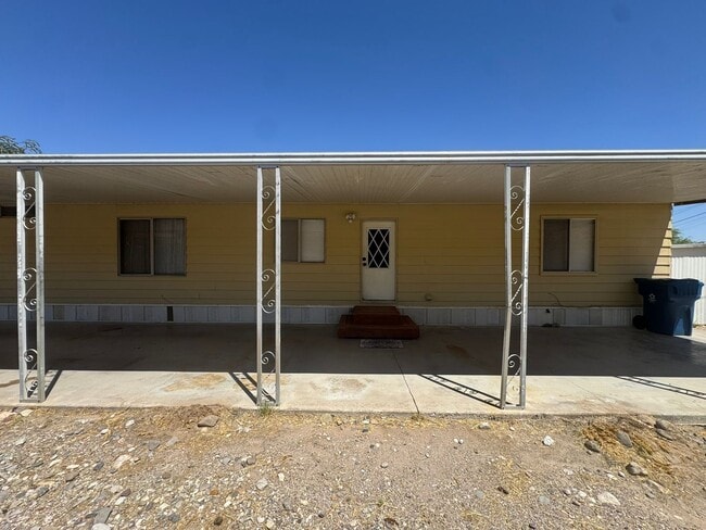 Photo - 2BRE 2BA close to Hwy 95, Shopping, Parks, Colorado River