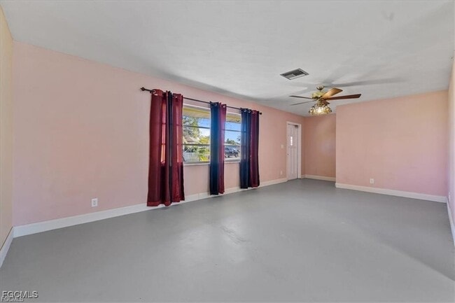 Photo - 1387 Sunrise Dr