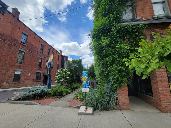 Photo - 25 William St Unit 1