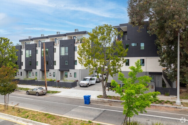 Edificio alternativo - Inizio