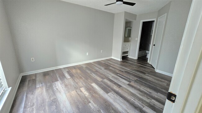 Photo - 250 El Dorado Blvd Unidad 253