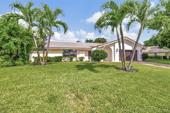 Photo - 804 Foxpointe Cir