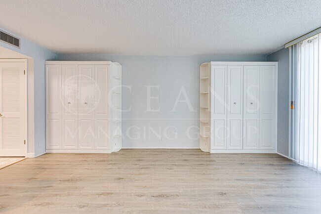 Photo - Charming Beachside 1-Bedroom Condo – Available Now Unit 105