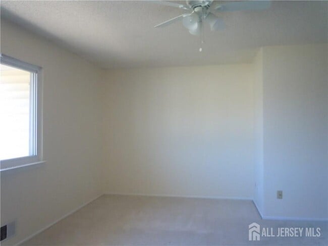 Photo - 3 Quincy Cir