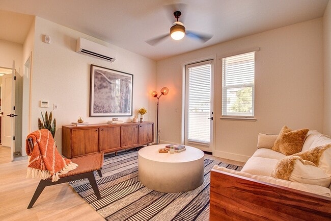 Fase I interior - Longitud - 38° NORTH