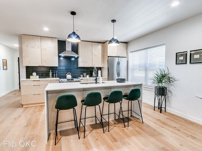 Photo - 808 NW 23rd St Unidad 1