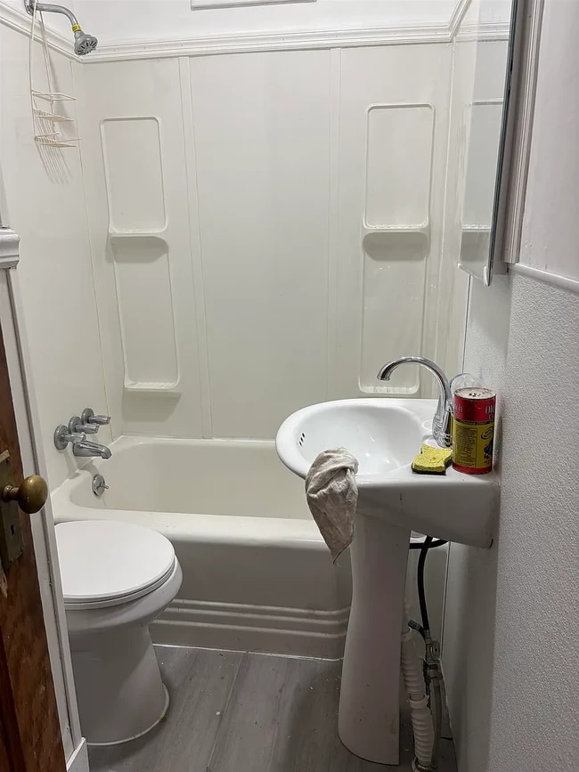 Apartamento en la planta principal - 99 E Orvis St