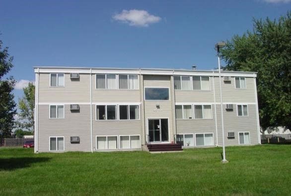 Meadowland Apartments