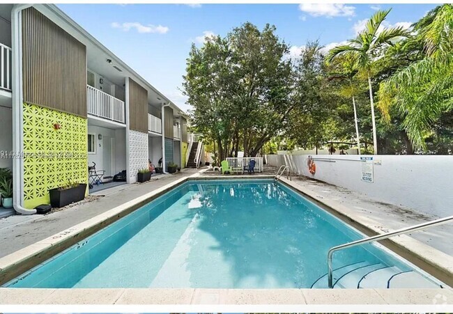 Building Photo - 6805 SW 88th St Unit 19 Rental