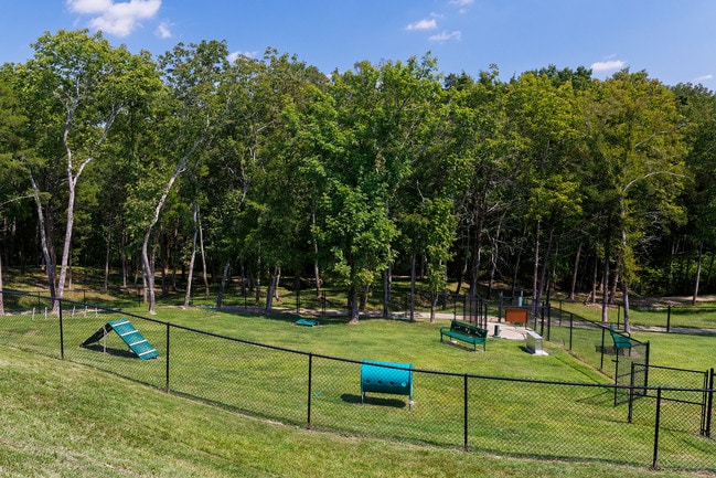 Glenbrook Apartments