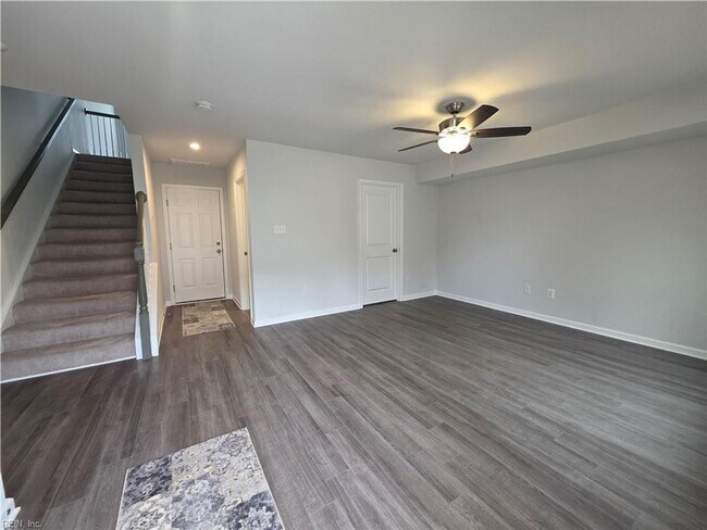 412 Bulkhead Pl