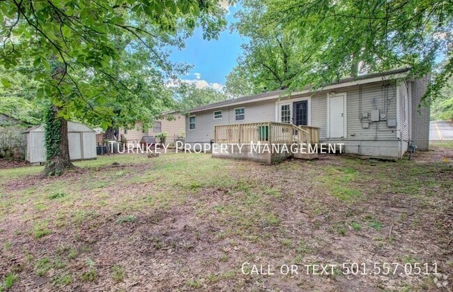 Building Photo - 14 S Wakefield Dr Rental