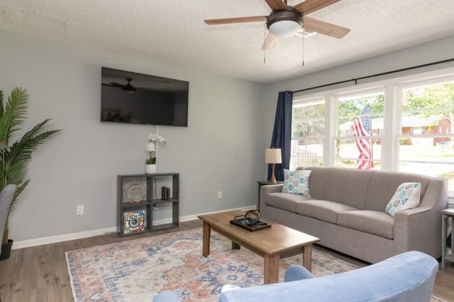 Photo - 5617 Ventura Dr Unit ID1043821P