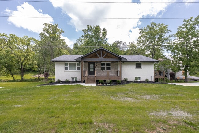 Photo - 331 Clover Hill Rd House