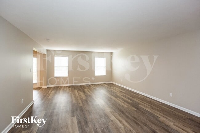 Photo - 15490 Farmland Ct