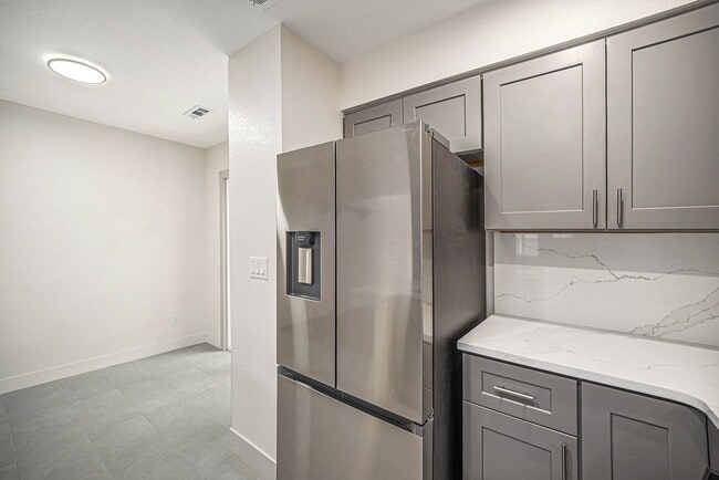 Photo - 1 Bed 1.5 Bath w/ Detached Garage - Townhome in Lake Arbor Arvada!!