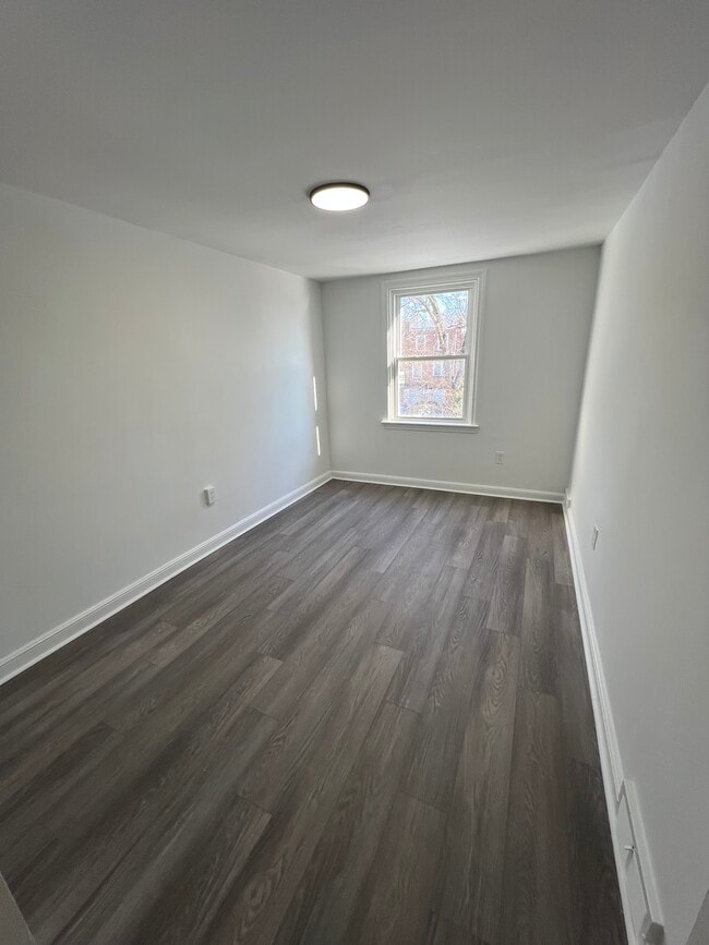 Photo - 363 W 22nd St