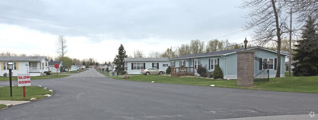 Parkside Village - Parkside Village Apartments
